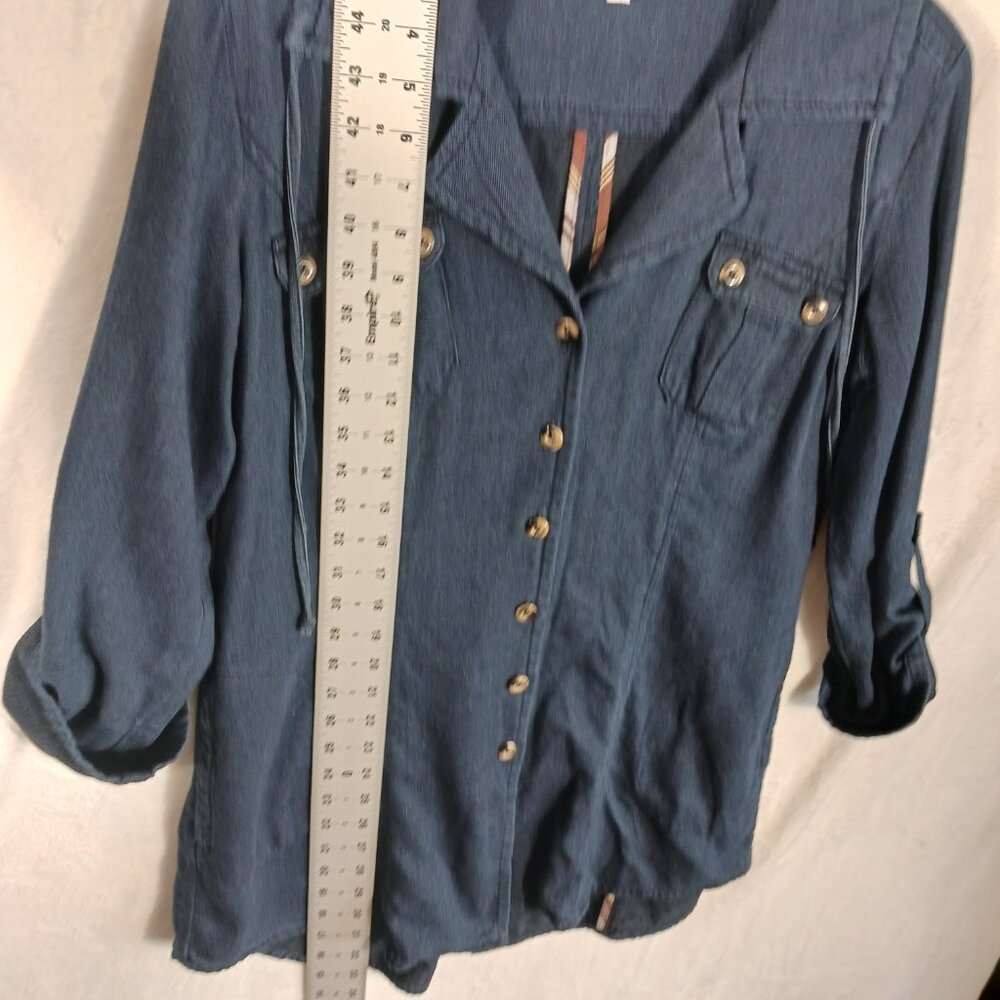 CAbi,  Lightweight, Dark Chambray Jacket Size Medium, Button Front, Long sleeve - Picture 11 of 16